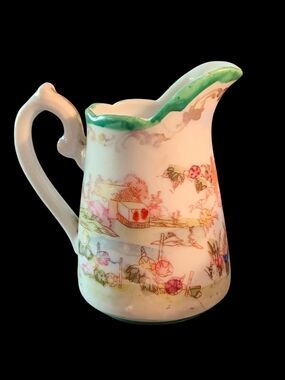 Vintage Geisha Girl creamer